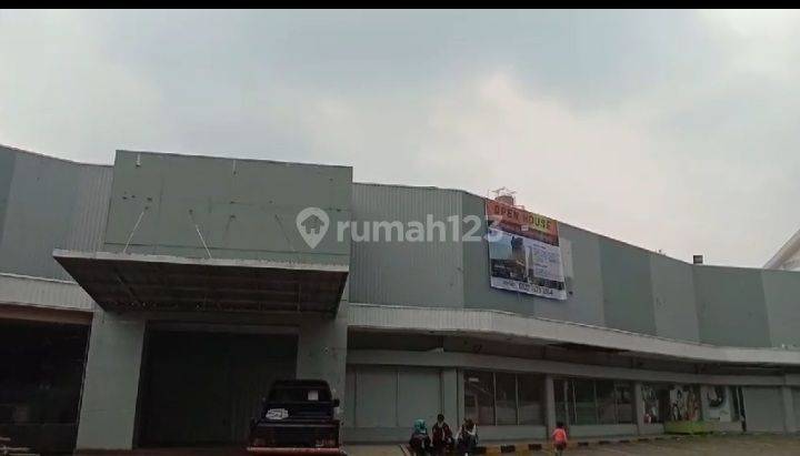 Gudang 3742 m SHM Butuh Renovasi Jl MUSTAFA Bndung 2