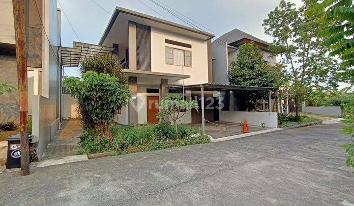 Rumah Kontrakan 2 Lantai Sudah Renovasi Cigadung 1