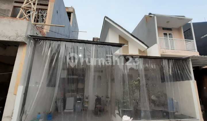 Rumah Bagus Dalam Townhouse di Cibubur Ciracas