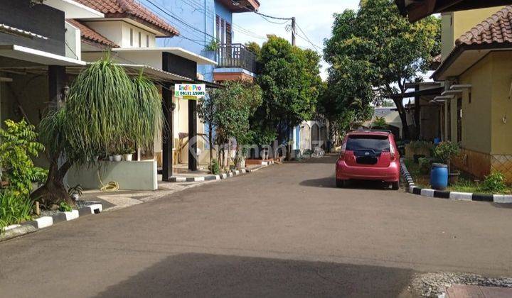 Rumah Dalam Cluster di Tanjung Barat Jaksel Ada Kolam Renang 2