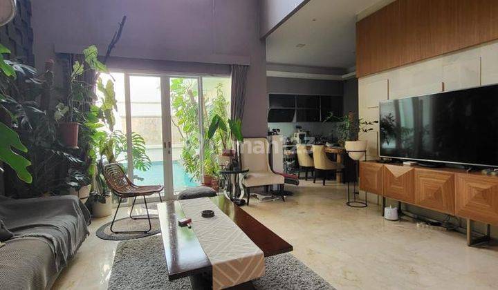 Rumah Townhouse Ada Private Swimming Pool di Jagakarsa 1