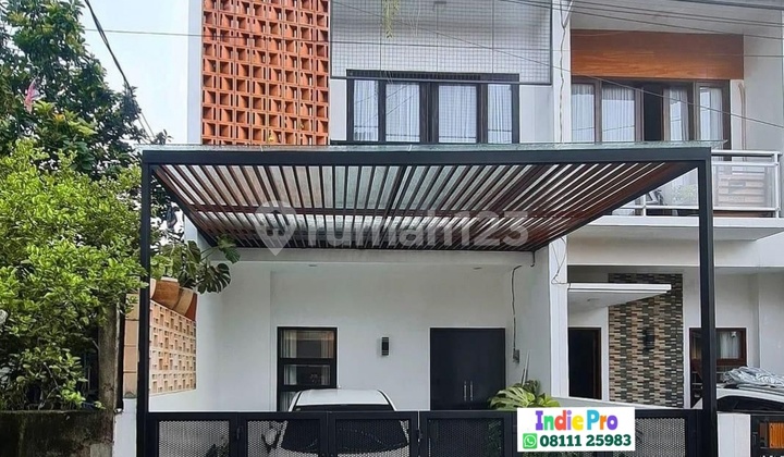 Rumah Bagus 2 Lantai Semi Furnish di Jagakarsa