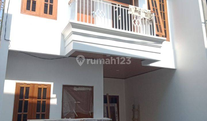 Rumah Baru 2 Lantai Dalam Cluster di Jagakarsa 1