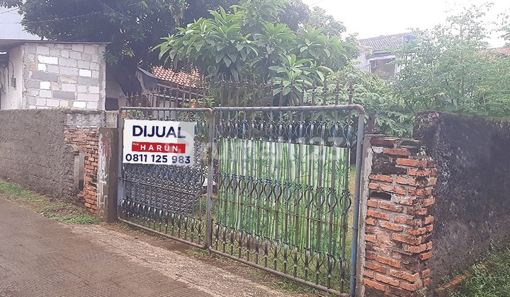 Non-Clustered Land with 2-Car Access in Jagakarsa Non-Clustered Land with 2-Car Access in Jagakarsa