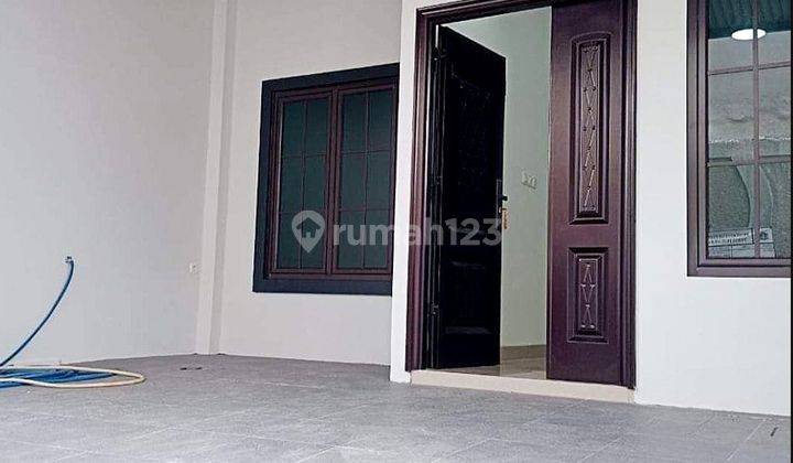 Rumah 2 Lantai Dalam Townhouse di Cililitan Kramatjati 2