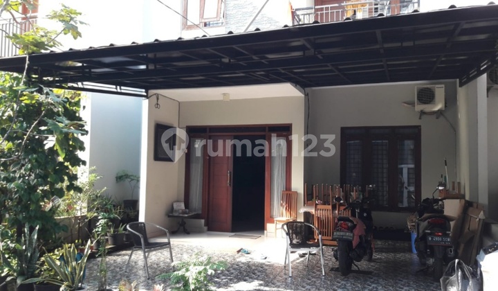 Rumah Bagus 2 Lantai dalam Cluster di Jagakarsa