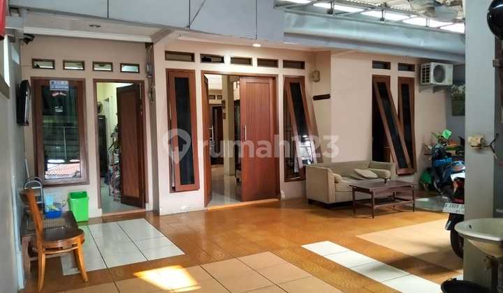 Rumah 2 Lantai Non Cluster di Jagakarsa