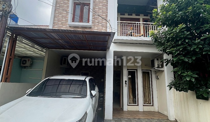 Rumah Bagus 2 Lantai Dalam Townhouse di Jagakarsa