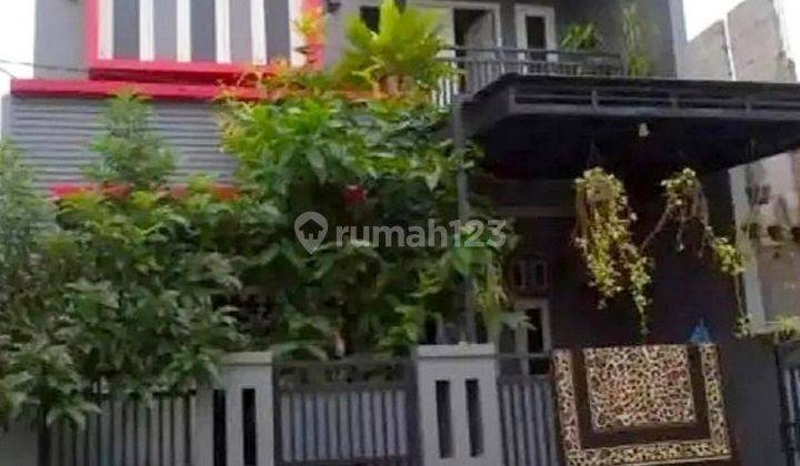 Rumah 2,5 Lantai di Jagakarsa 1