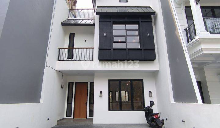 Dijual Murah Rumah Cluster Scandinavian di Jagakarsa 1