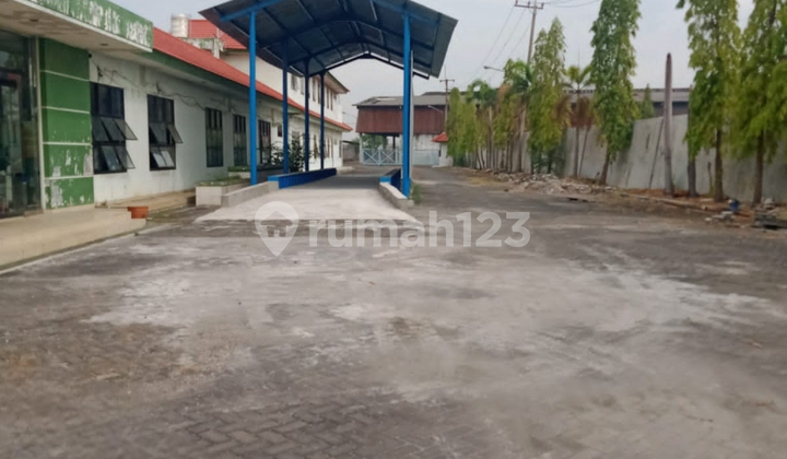 Lahan Bekas Pabrik Strategis di Jetis Mojokerto