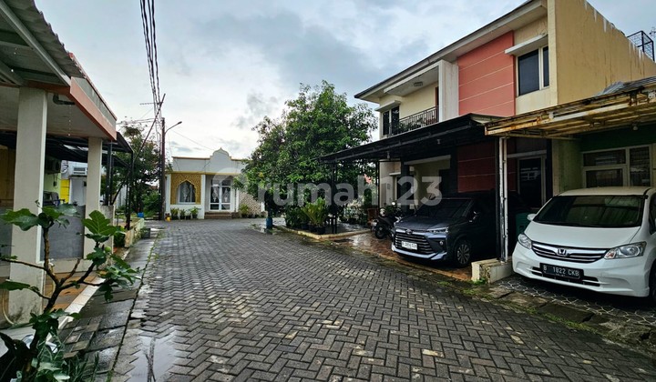 Dijual Rumah 2 lantai sudah Renov. di Perumahan Pabuaran Residence - Tanggerang Dijual Rumah 2 lantai sudah Renov. di Perumahan Pabuaran Residence - Tanggerang