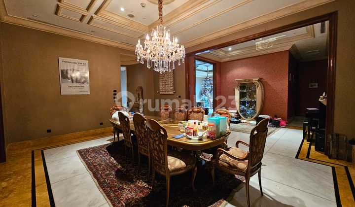 Da vinci Penthouse 4 BR High Level Luxurious Apartment di jakarta selatan 2