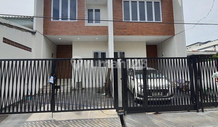 Rumah Baru Model Minimalis 2 Lantai Jual Cepat Harga Murah di Bawang Merah, Cengkareng - Jakarta Barat Rumah Baru Model Minimalis 2 Lantai Jual Cepat Harga Murah di Bawang Merah, Cengkareng - Jakarta Barat