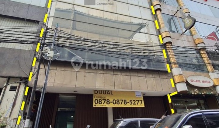 Dijual Ruko 4.5 Lantai di Jl. Raya Panglima Polim, Melawai, Kebayoran Baru, Jakarta Selatan Dijual Ruko 4.5 Lantai di Jl. Raya Panglima Polim, Melawai, Kebayoran Baru, Jakarta Selatan