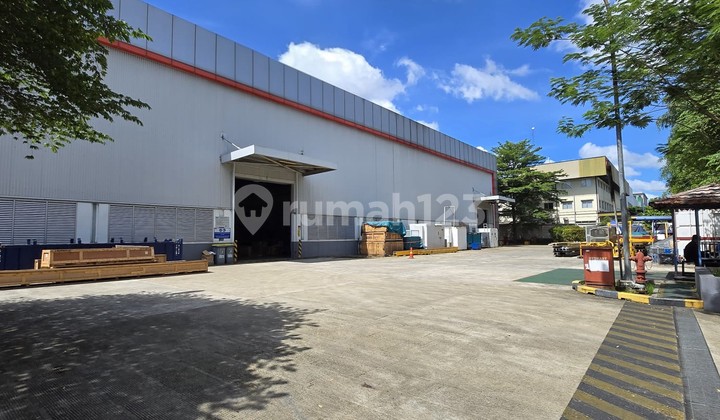 Gudang kantor + Workshop ready to use luas 9614 m2 di Taman Tekno BSD