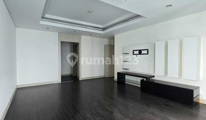 Apartemen Regatta 3 BR, Middle Level Seaview Full Furnished Ready To Use For Rent di Pantai Mutiara. Jakarta Uta 2