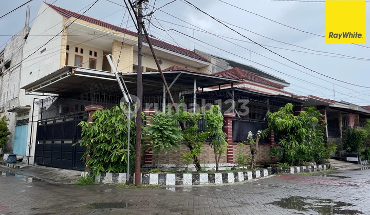 Rumah Dijual Darmo Indah Selatan, Tandes, Surabaya 1