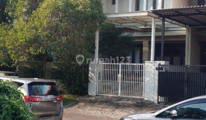 Rumah Full Furnish Dijual di Graha Family, Surabaya 1