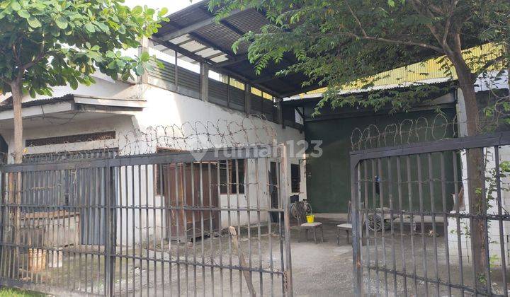 Disewakan Gudang Lokasi di Jalan Kalianak, Surabaya  1