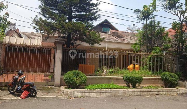 Rumah Disewakan di Jl Kencana Sari, Surabaya 1