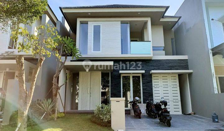 Dijual Rumah Baru 2 lantai di Grand Eastwood, Surabaya 1