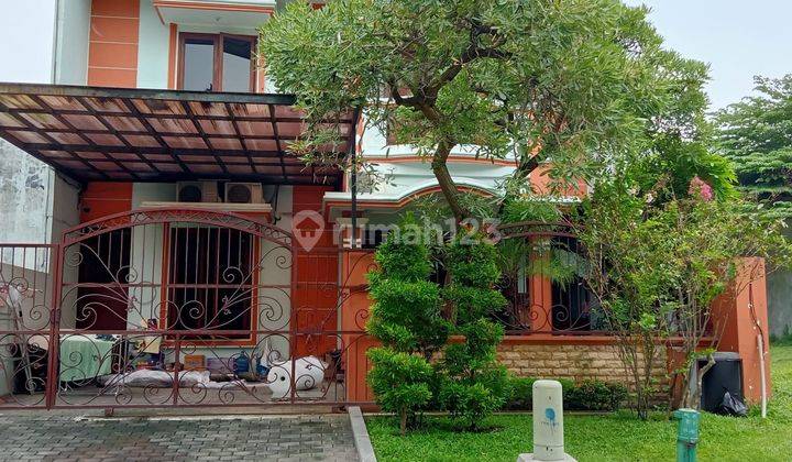 Dijual Rumah 2 Lantai di Graha Family, Surabaya 1