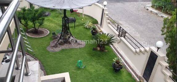 Dijual Rumah 2 Lantai di Taman Pondok Indah, Surabaya 1