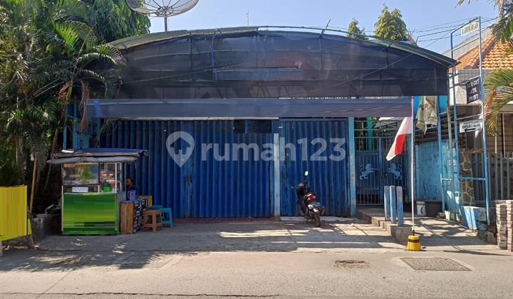 Ruko 2 Lantai Disewakan di Jalan Siwalankerto, Surabaya 1