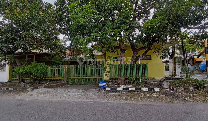 Rumah Dijual di Dukuh Kupang Timur, Surabaya 1