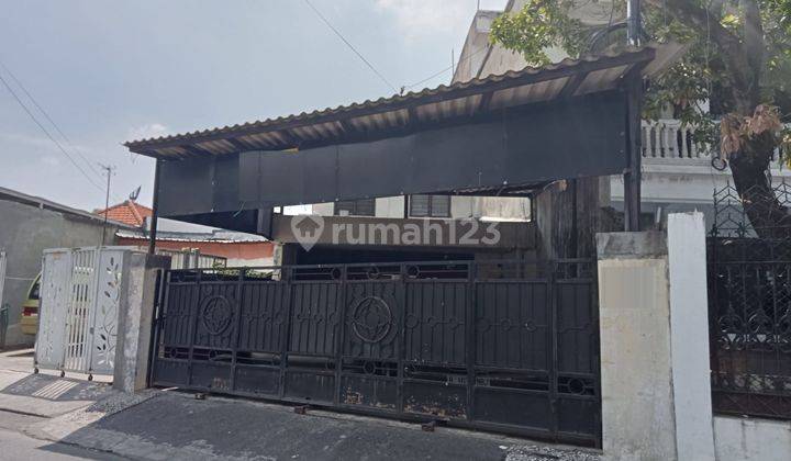 Rumah 2 Lantai Dijual di Jalan Pakis Surabaya Barat 1