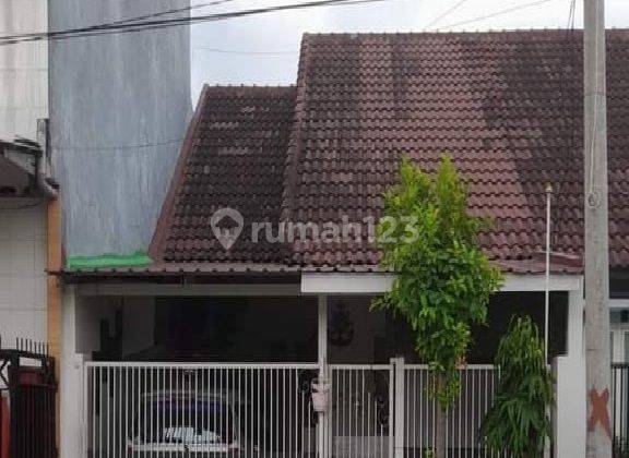 Rumah SHM Dijual di Kebraon Indah Asri, Ramada Regency Surabaya 1