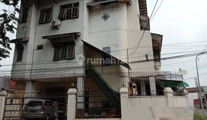 Rumah Hook Dijual di Raya Pattimura Sukomanunggal Surabaya 1