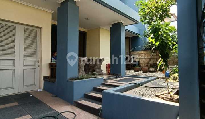 Dijual Rumah SHM di Dian Istana Taman Ratu Surabaya 1