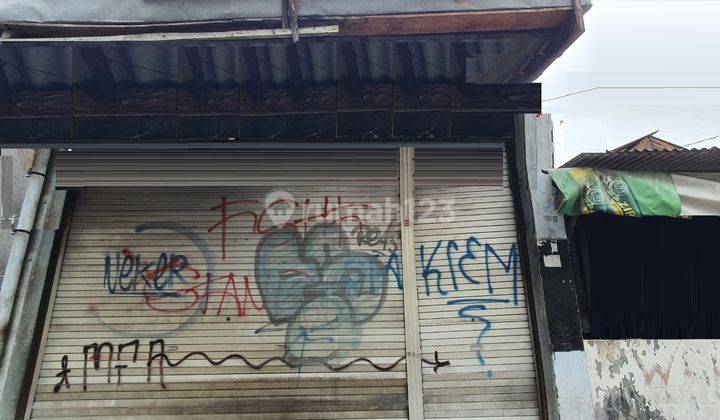 Dijual Rumah SHM di Jalan Banyu Urip Surabaya 1