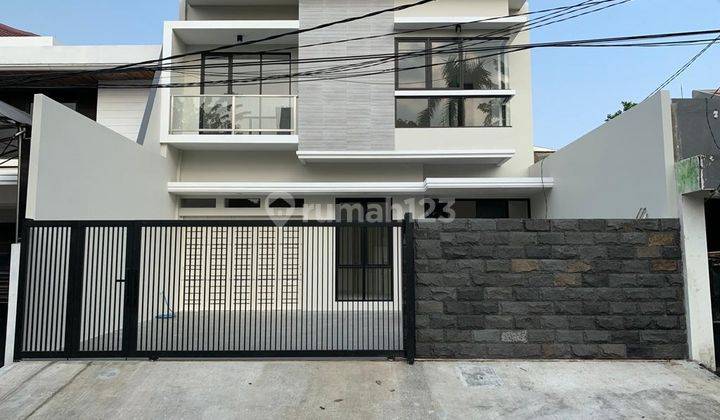 Dijual Rumah SHM di Prapen Indah Surabaya 1