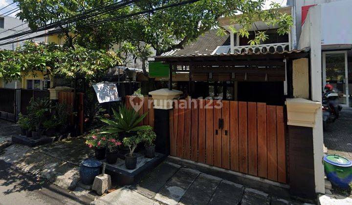 Rumah Dijual di Jalan Raya Mulyosari Surabaya 1