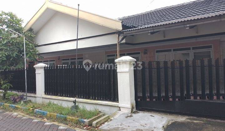 Rumah SHM Dijual di Kebraon Prima Surabaya Barat 1