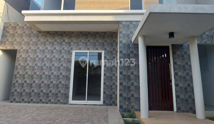 Dijual Rumah SHM di Babatan Mukti Surabaya 1