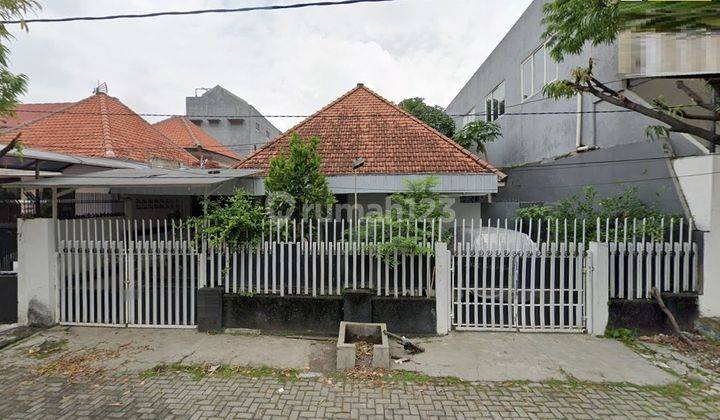 Rumah SHM Dijual di Jl Cipunegara Darmo Surabaya 1