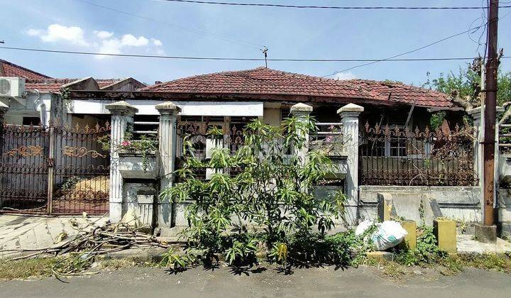 Rumah Hitung Tanah SHM Dijual di Darmo Harapan Surabaya 1