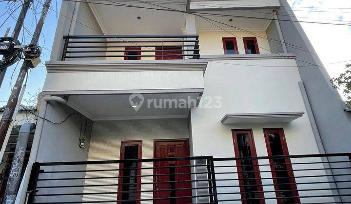 Rumah Dijual Darmo Indah Selatan, Darmo Permai, Surabaya 1