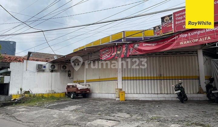 Shop House for Sale in Wonosari Kidul, Wonokromo, Surabaya 1