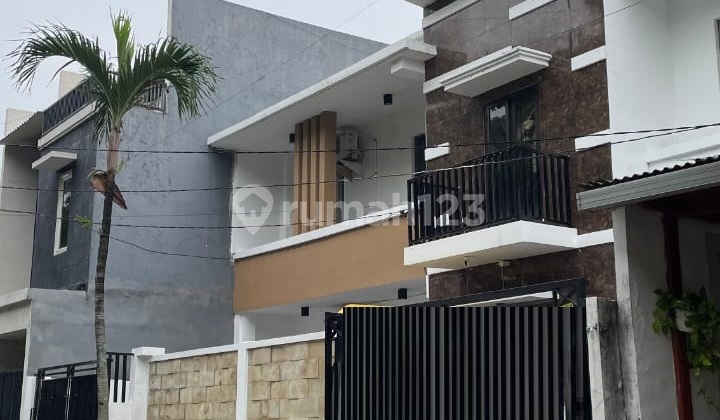 House for Sale Babatan Pratama, Wiyung, Surabaya 1