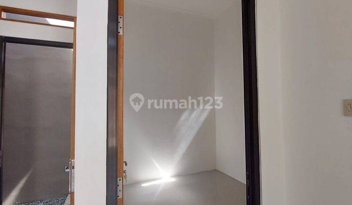 Rumah bebas banjir 500jt-an di Sawangan Depok  4