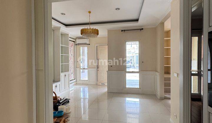 Rumah Bagus Alam Sutera Leora 7x16 Tangerang  1