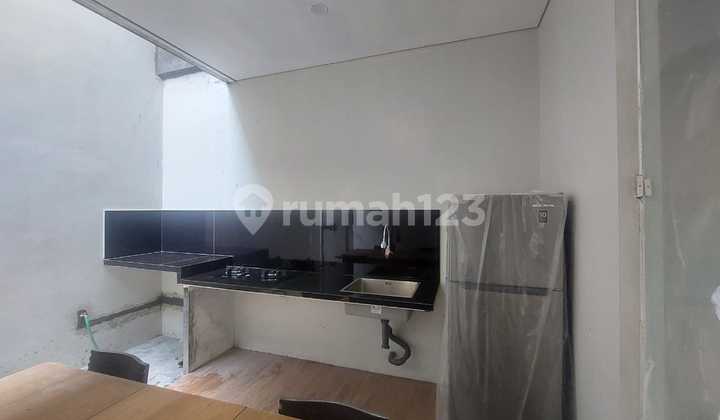 Rumah 2 Lantai Baru di Sayap Buah Batu Bandung 2