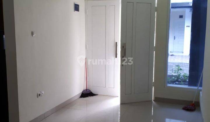 Dijual Rumah di Sarijadi Townhouse  2