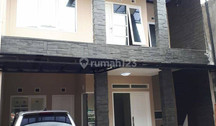 Dijual Rumah di Sarijadi Townhouse  1