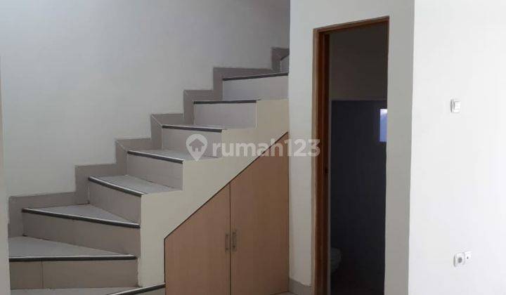 Dijual Rumah di Sarijadi Townhouse  2